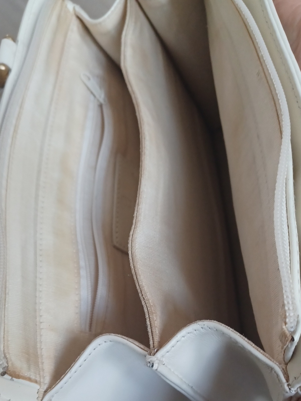 Genuine Leather Etienne Aigner Satchel Bag With Strap - Picture 16 of 16